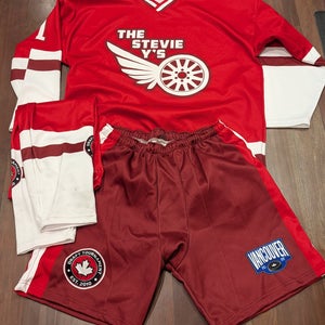 Steve Yzerman Stevie Y Draft XL Adult Hockey Jersey full set (Used)