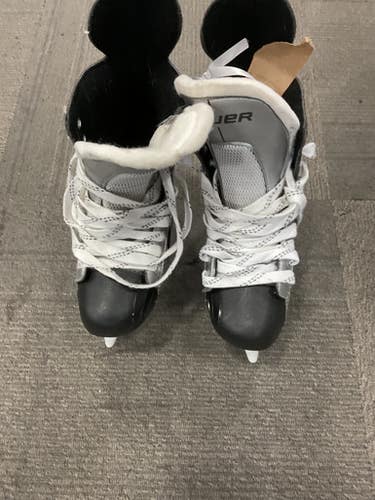 Used Bauer VAPOR X2.0 Senior Hockey Skate Senior 7.5 11614-S000227345