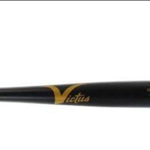 New Victus V110 Matte Maple Bat Free Shipping