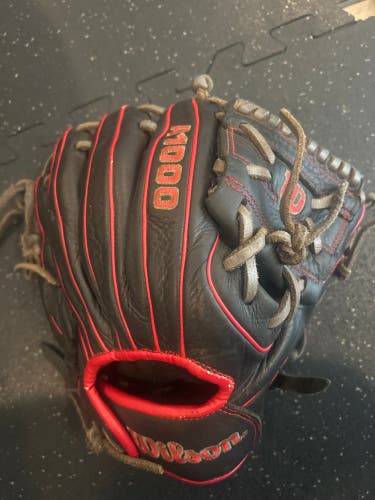 2020 Wilson A1000 RH Infield Baseball Glove 11" (Used)