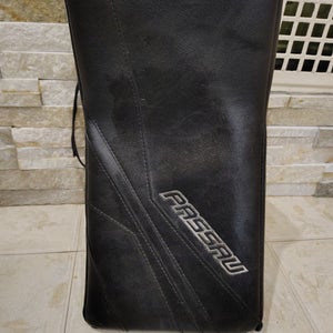 Passau goalie blocker