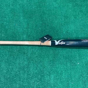 Victus Tatis Maple Bat (-3) 29 oz 32" (New)