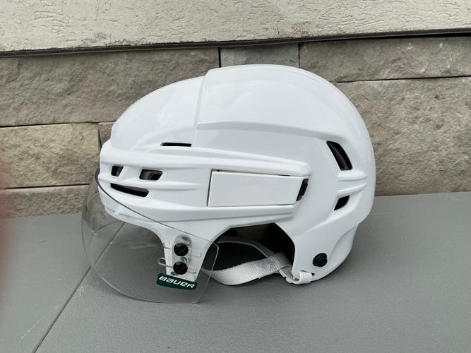 CCM Tacks 910 Pro Stock Hockey Helmet Visor Combo Medium White 5311