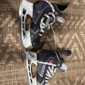 2014 Bauer Vapor X80 Hockey Skates Regular Width Size 4.5 (Used)