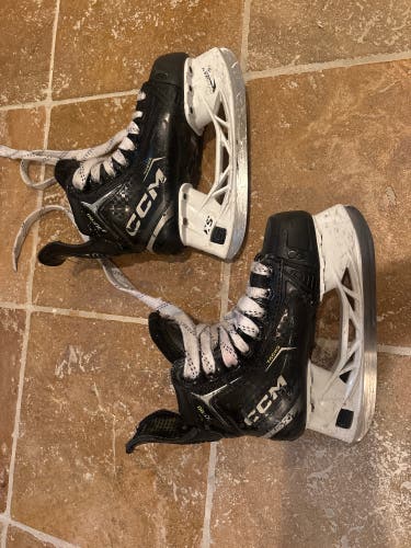 2024 CCM Tacks XF 80 Hockey Skates Size 2.5 (Used)