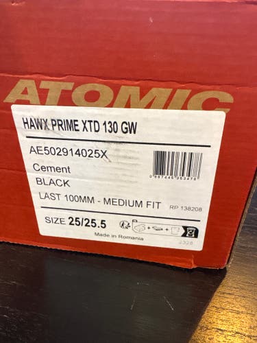 Mondo 25 & 25.5 Unisex Atomic Hawx Prime All Mountain Ski Boots Stiff Flex (New)