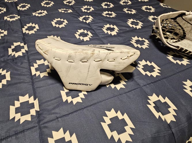 2024 Bauer Prodigy Full Right (Used)
