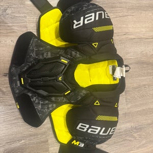 Large Intermediate Bauer Supreme M3 Shoulder Pads (Used)