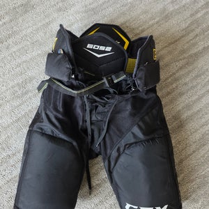 Junior Large CCM Tacks 6052 Hockey Pants