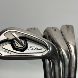 Titleist 2021 T300 4-GW Iron Set Tensei AV Red AM2 Graphite Regular Flex