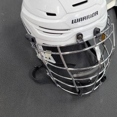 Used Warrior ALPHA ONE PRO BOX LAX Lacrosse Helmet White MD 11497-S000154402