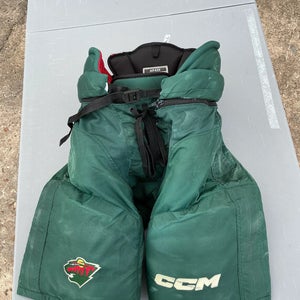 CCM HP45X Pro Stock Hockey Pants Large Minnesota Wild Green 7449