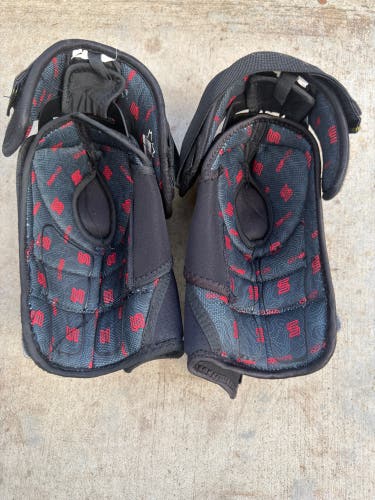 Senior Medium Sher-Wood Rekker Legend 2 Elbow Pads (Used)