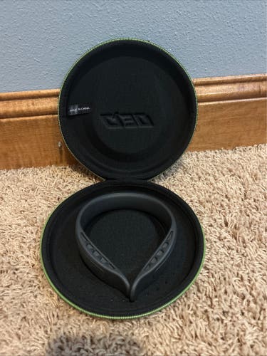 Used Q-30 collar size 14