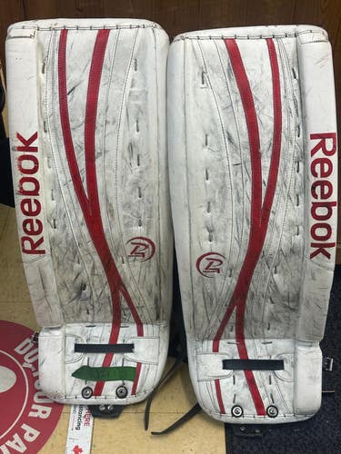 Reebok Premiere Goalie Pads 32+1-used in very good shape