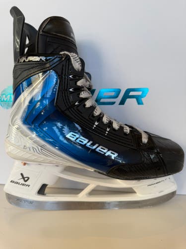 2025 Custom Bauer Vapor Flylite Hockey Skates – Custom Blue Regular Width 6.5