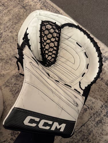 CCM EFlex 7 Custom Glove