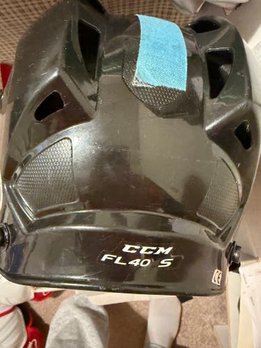 Junior 2015 Vaughn Goalie Mask (Used)