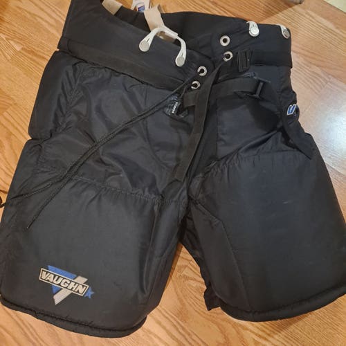 Senior Large Vaughn Vision 5500 Hockey Goalie Pants (Used)