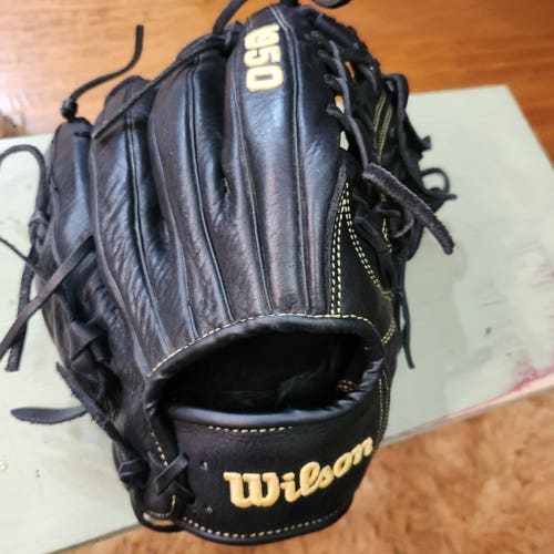 Wilson RH A950 Baseball Glove 11.75" Really Nice, Game Ready Glove