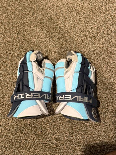 Maverik M6 Goalie Gloves (Harford CC Team issued)