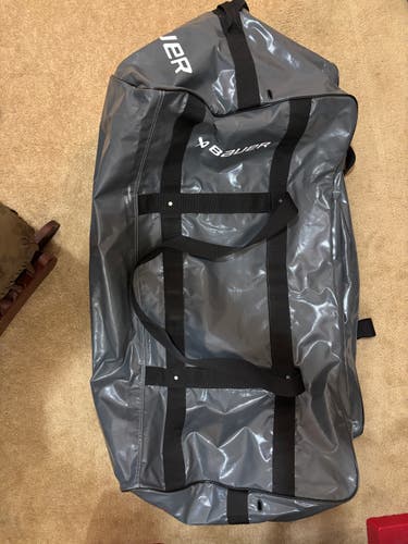 Bauer S23 Pro Carry Goal Bag (Used)