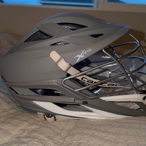 Cascade XRS Helmet (New)- Matte Grey w/ Chrome Face Mask and White Chinstrap