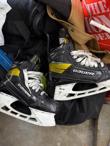2020 Bauer Supreme Ultrasonic Hockey Skates 6.5 (Used)