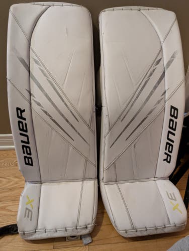 31" Bauer Goalie Leg Pads (Used)
