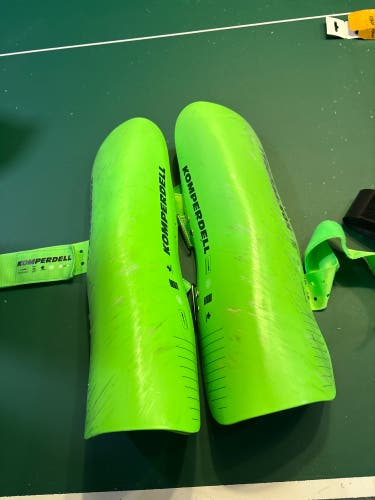 Shin Guards Large Komperdell Shin Guard (Used)