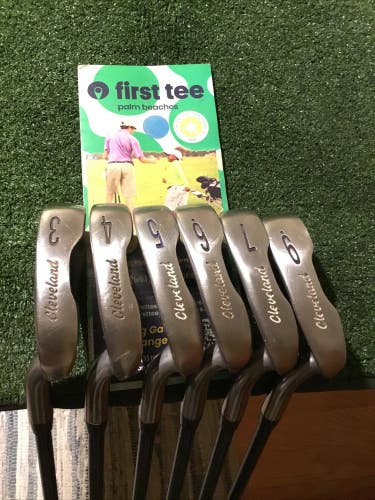 Cleveland Left Handed VAS 792 Irons Set (3-9 Irons, No 8i) Graphite Shafts (LH)