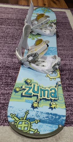143cm Women's SNOWBOARD ZUMA CAMERON  w/SMALL-MEDIUM ROSSIGNOL BINDINGS *USED* CLEANED
