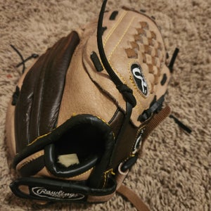 Rawlings RH Playmaker Series Baseball Glove 10.5"
