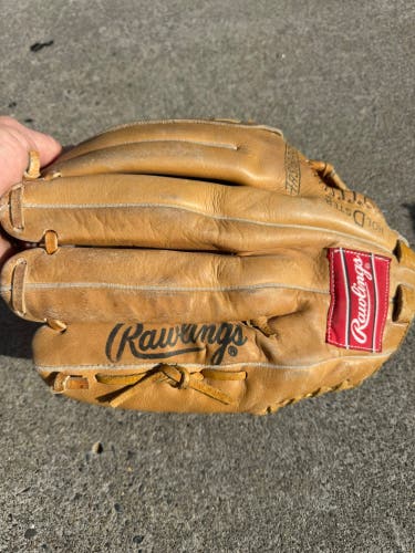 Rawlings Rbg36 RH Baseball Glove 12" (Used)