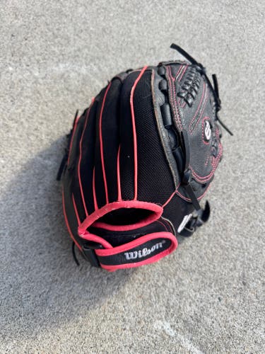 Wilson Flash RH Softball Glove 12" (Used)