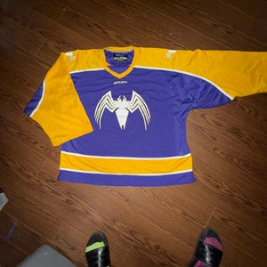 Purple Goalie Cut Men's Bauer Jersey (Used)