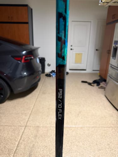 Senior Bauer Twitch Left Hand Hockey Stick P92 70 Flex (Used)