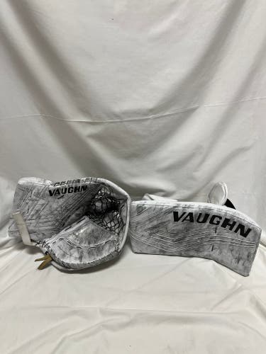 Demo Vaughn VX1 Pro Carbon Glove Set