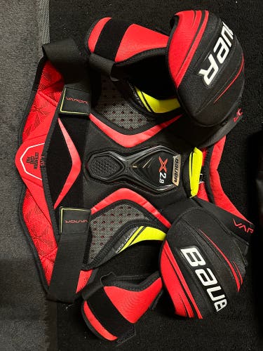 Large Senior Bauer Vapor Shoulder Pads (Used)