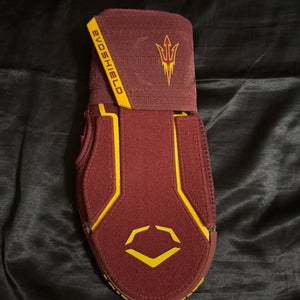 Senior EvoShield Sliding Mitt (Used)