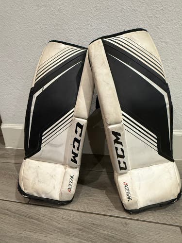 22" CCM YTFlex 2 Goalie Leg Pads (Used)