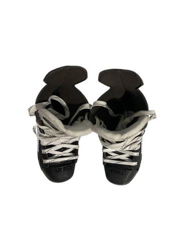 Used Bauer VOLT Youth Hockey Skate Youth 11.0 11847-S000031654