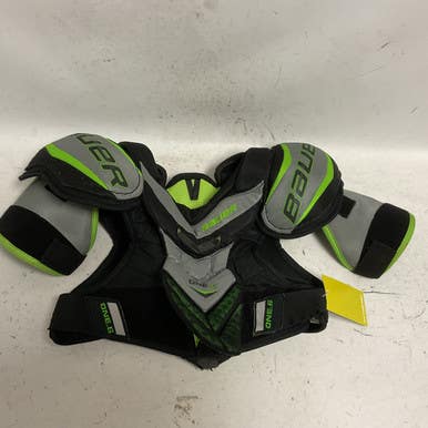 Used Bauer SUPREME ONE.6 Junior Shoulder Pads MD 11855-S000196674