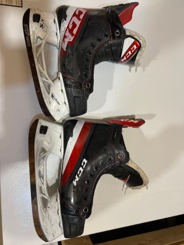 2015 CCM JetSpeed Hockey Skates Size 3.5 (Used)