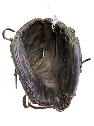 Used Wilson A2000 BB/SB Glove RH Throw Black 12 1/2" 11602-S000109234
