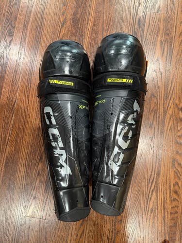 Senior CCM XF Pro 17" Shin Pads (Used)