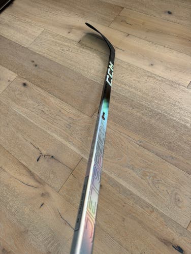 Senior CCM Jetspeed FT8 Pro, Right, 70 Flex, P29, Silver (New)