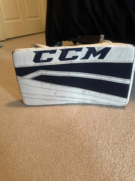 CCM Extreme Flex II 860 Regular (Used)