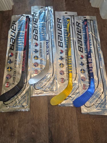Complete set Youth Bauer 2025 Myster Mini International Right Handed Hockey Sticks (New)