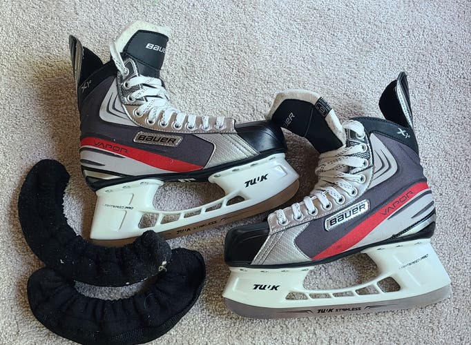 Bauer Vapor 1X Hockey Skates Regular Width Size 6 (Used)